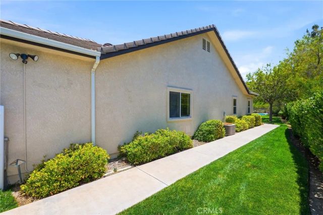 15330 Live Oak Springs Canyon, Canyon Country, CA 91387