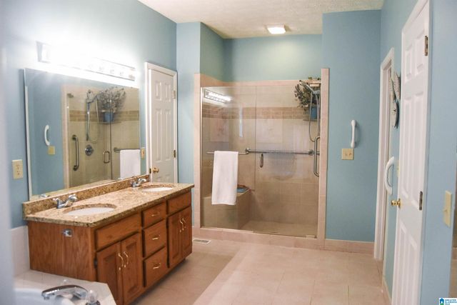 5234 RED OAK DRIVE, Oxford, AL 36203