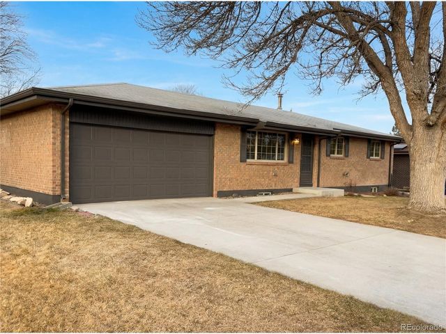 1027 N 1st St, Johnstown, CO 80534