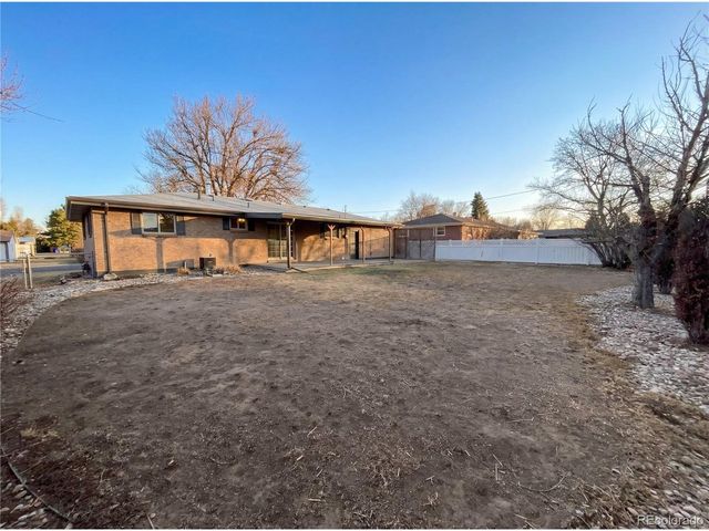 1027 N 1st St, Johnstown, CO 80534