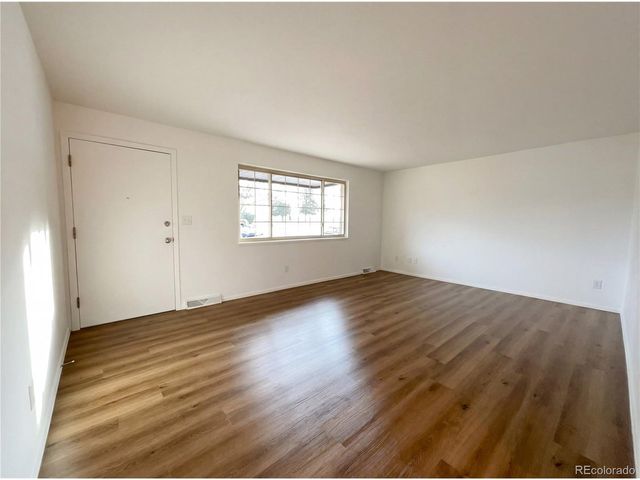 1027 N 1st St, Johnstown, CO 80534