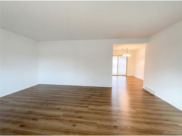 1027 N 1st St, Johnstown, CO 80534