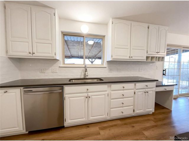 1027 N 1st St, Johnstown, CO 80534