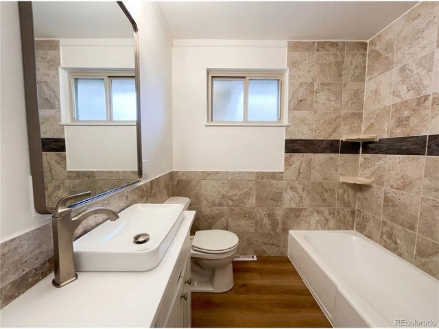 1027 N 1st St, Johnstown, CO 80534