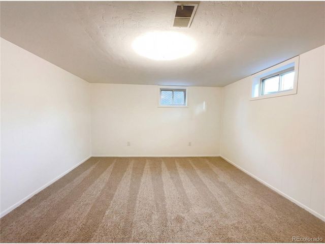 1027 N 1st St, Johnstown, CO 80534