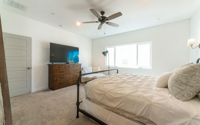 951 Kelso Avenue, Clovis, CA 93619