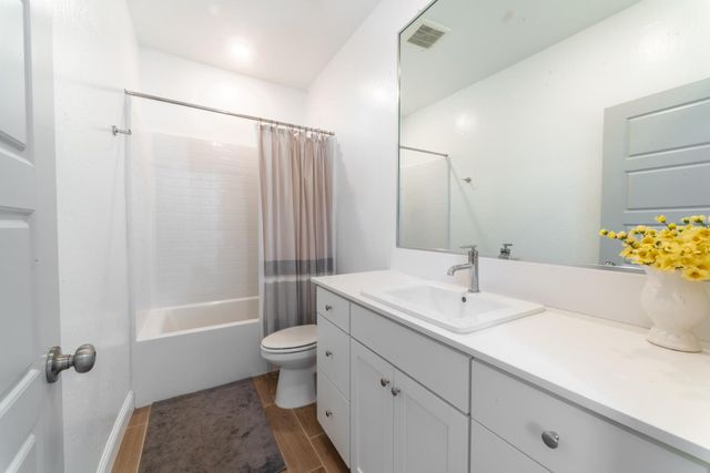 951 Kelso Avenue, Clovis, CA 93619