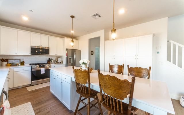 951 Kelso Avenue, Clovis, CA 93619