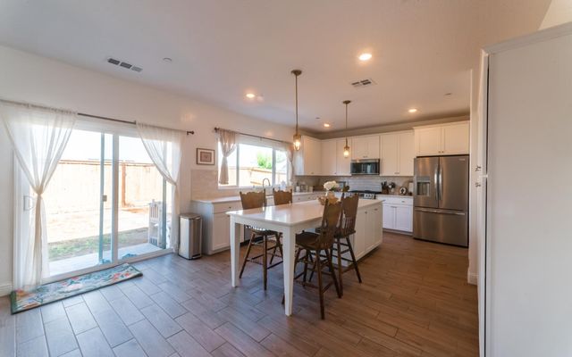 951 Kelso Avenue, Clovis, CA 93619