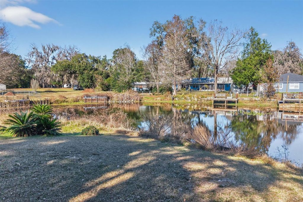 Image 3 of property listing at 5675 S SANDALWOOD WAY, Floral City, FL 34436