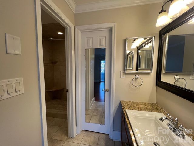 18733 Vineyard Point Lane, Cornelius, NC 28031