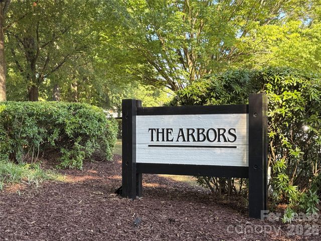 18733 Vineyard Point Lane, Cornelius, NC 28031