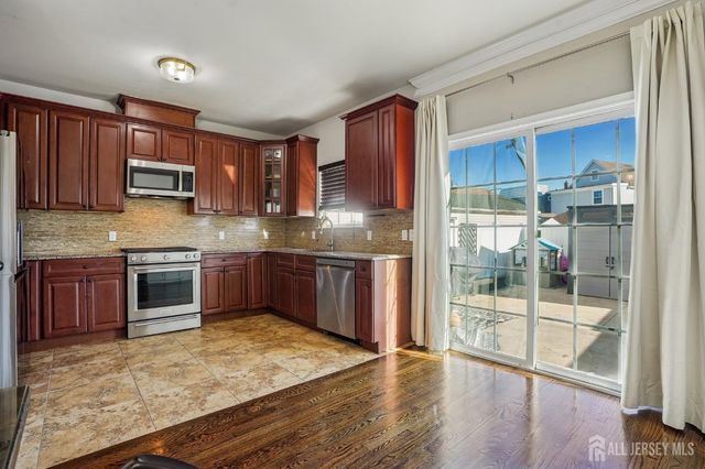 60 Thornall Street, Carteret, NJ 07008