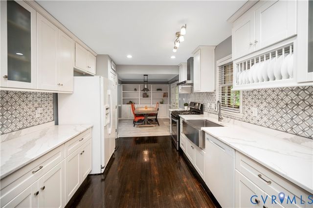 6028 Maybrook Way, Glen Allen, VA 23059