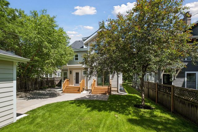 1816 Humboldt Avenue S, Minneapolis, MN 55403