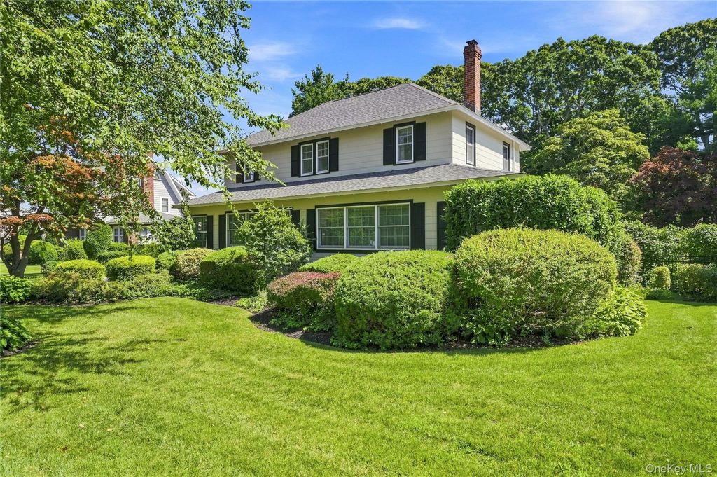 556 N Windsor Avenue, Brightwaters, NY 11718 — photo 4