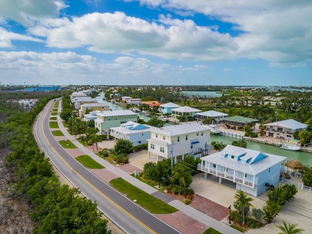 223 Sombrero Beach Boulevard 1, Marathon, FL 33050