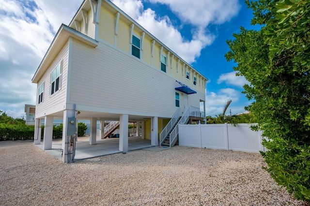 223 Sombrero Beach Boulevard 1, Marathon, FL 33050