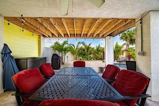 223 Sombrero Beach Boulevard 1, Marathon, FL 33050