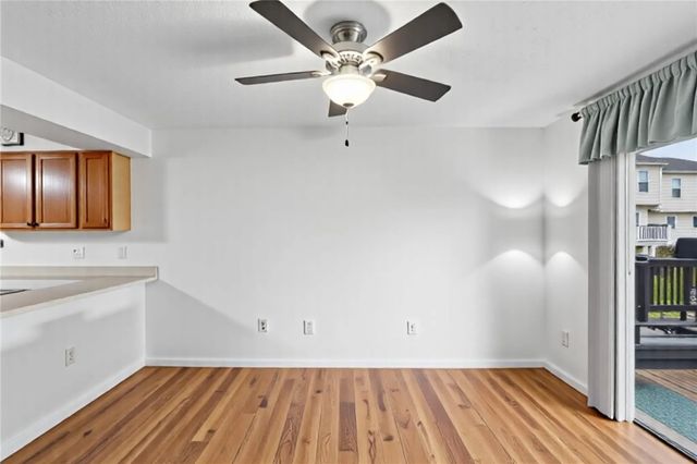 201 Manor View Dr, Manor, PA 15665