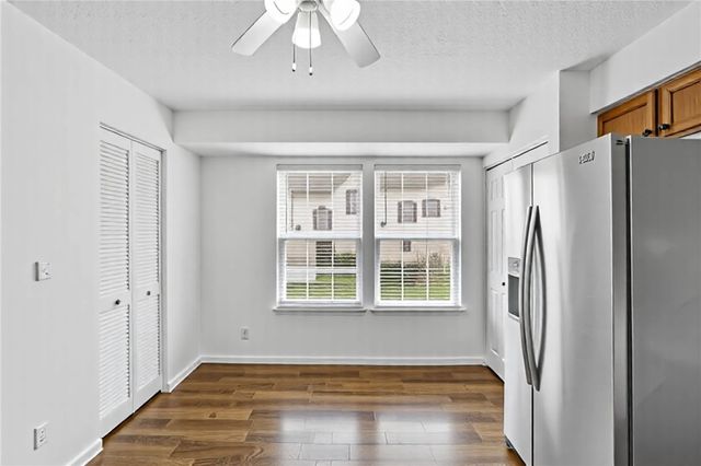 201 Manor View Dr, Manor, PA 15665