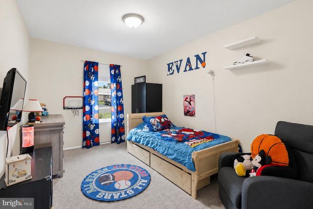 2940 QUINCY TURN, Bensalem, PA 19020