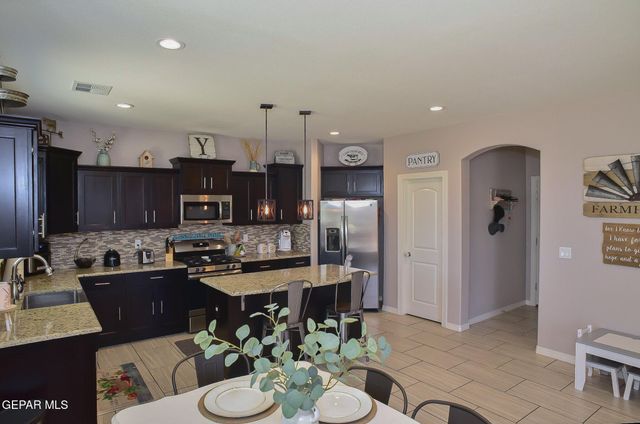 14447 Onnie Kirk Avenue, El Paso, TX 79938