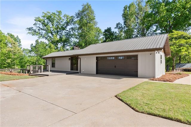 6632 Mountain Meadow Drive, Clermont, GA 30527