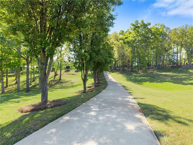 6632 Mountain Meadow Drive, Clermont, GA 30527