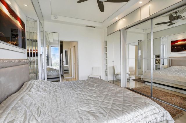 20335 W Country Club Dr PH4, Aventura, FL 33180
