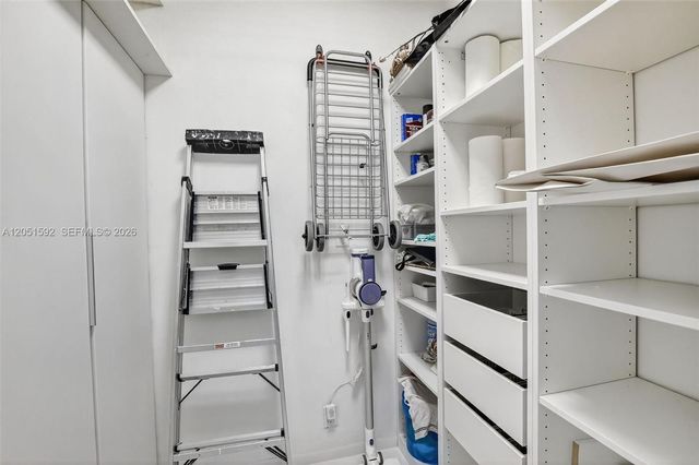 20335 W Country Club Dr PH4, Aventura, FL 33180