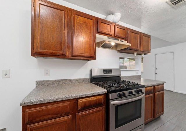 13502 Wells River Drive, Houston, TX 77041