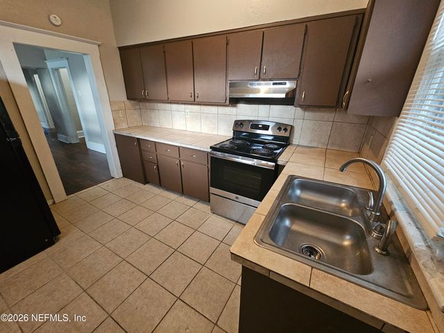 836 W 21ST Street, Jacksonville, FL 32206