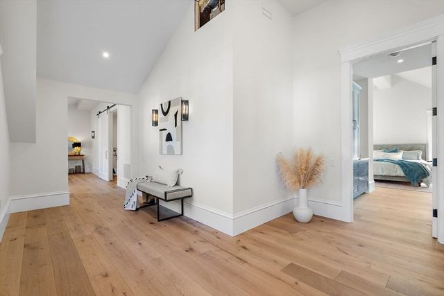 16 Hatch Farm Lane, Concord, MA 01742