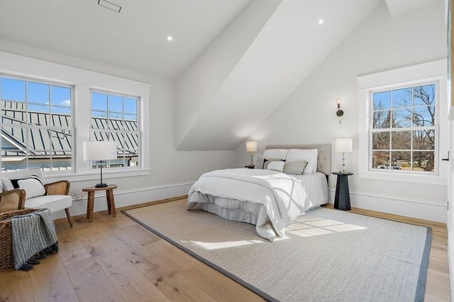 16 Hatch Farm Lane, Concord, MA 01742