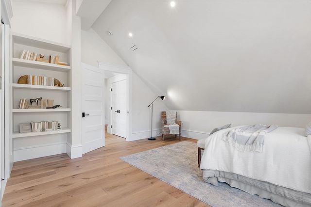 16 Hatch Farm Lane, Concord, MA 01742