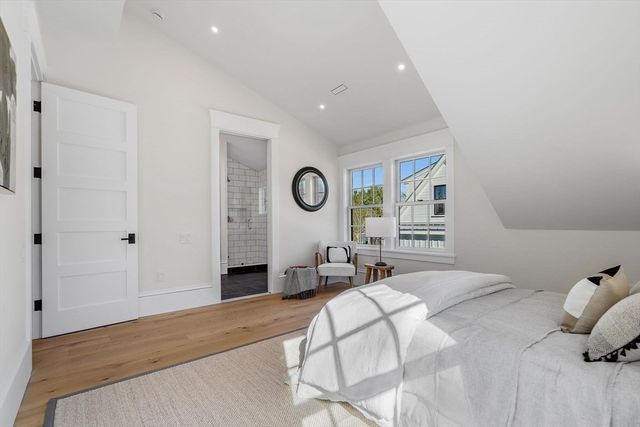 16 Hatch Farm Lane, Concord, MA 01742