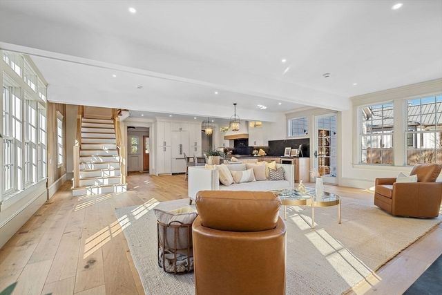 16 Hatch Farm Lane, Concord, MA 01742