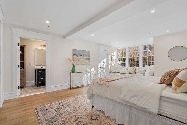 16 Hatch Farm Lane, Concord, MA 01742