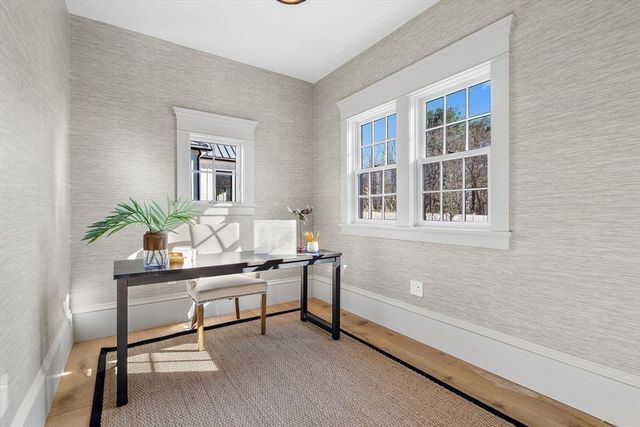 16 Hatch Farm Lane, Concord, MA 01742