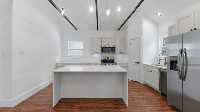 10802 Fairview Drive, Conroe, TX 77385