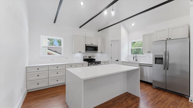 10802 Fairview Drive, Conroe, TX 77385