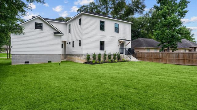 10802 Fairview Drive, Conroe, TX 77385