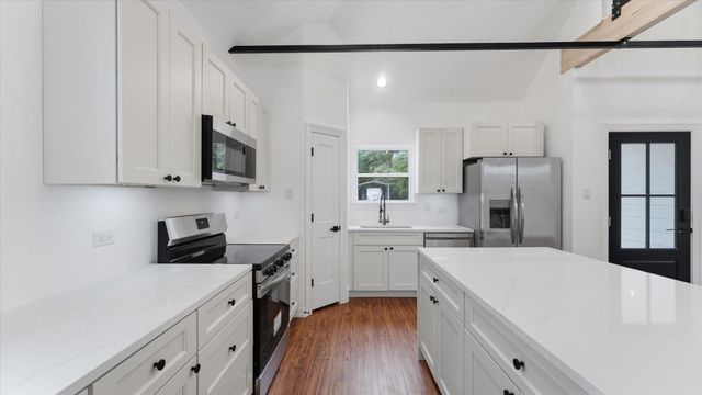 10802 Fairview Drive, Conroe, TX 77385