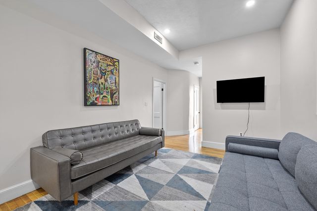 79 W Cottage St, Boston, MA 02125