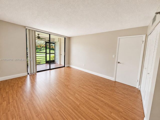 900 Saint Charles Place L6, Pembroke Pines, FL 33026