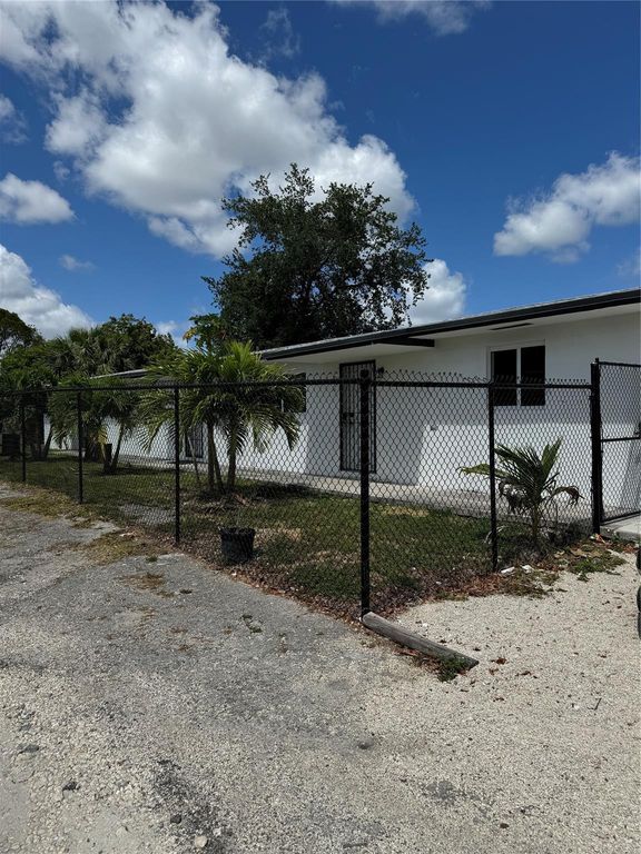 645 NW 64th Street 3, Miami, FL 33150