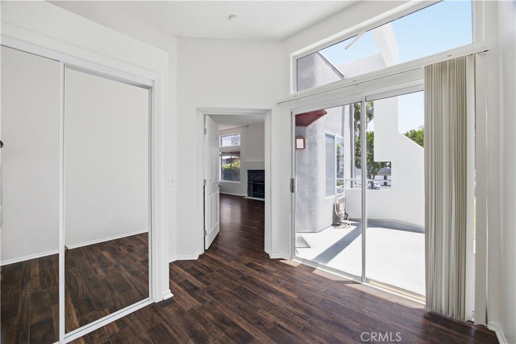 Image 11 of property listing at 27823 Zircon 72, Mission Viejo, CA 92691