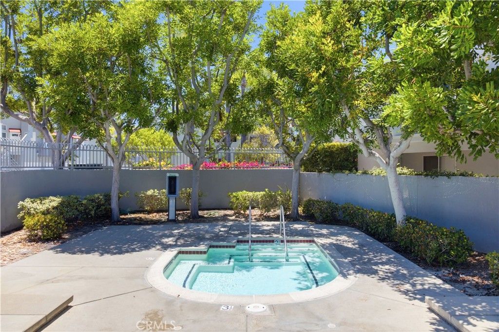 Image 18 of property listing at 27823 Zircon 72, Mission Viejo, CA 92691