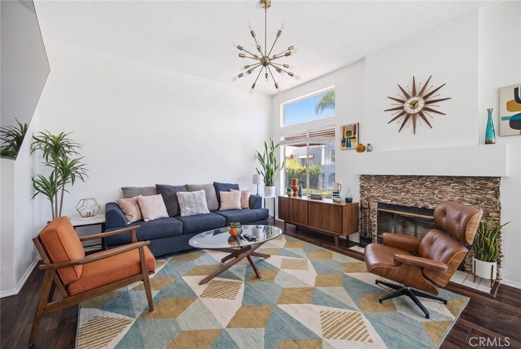 Image 2 of property listing at 27823 Zircon 72, Mission Viejo, CA 92691